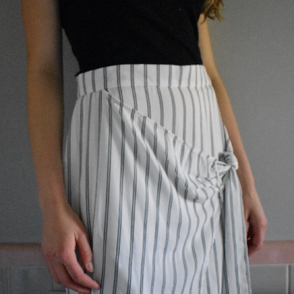 TAGS STILL ON NEVER WORN Maxi Slit Stripe Skirt